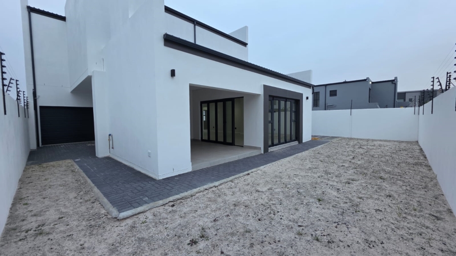 4 Bedroom Property for Sale in Sandown Western Cape